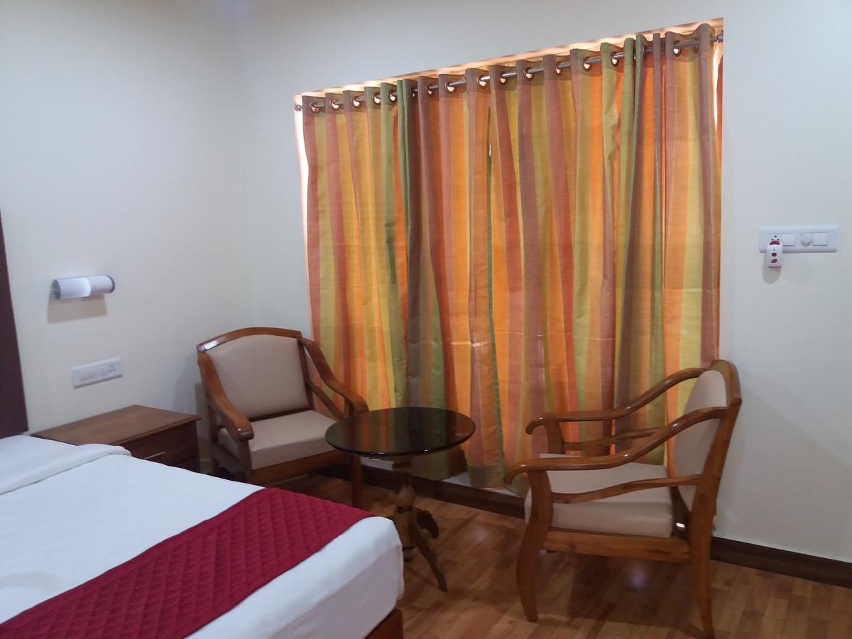 Travancore Island Resort Thiruvananthapuram Buitenkant foto